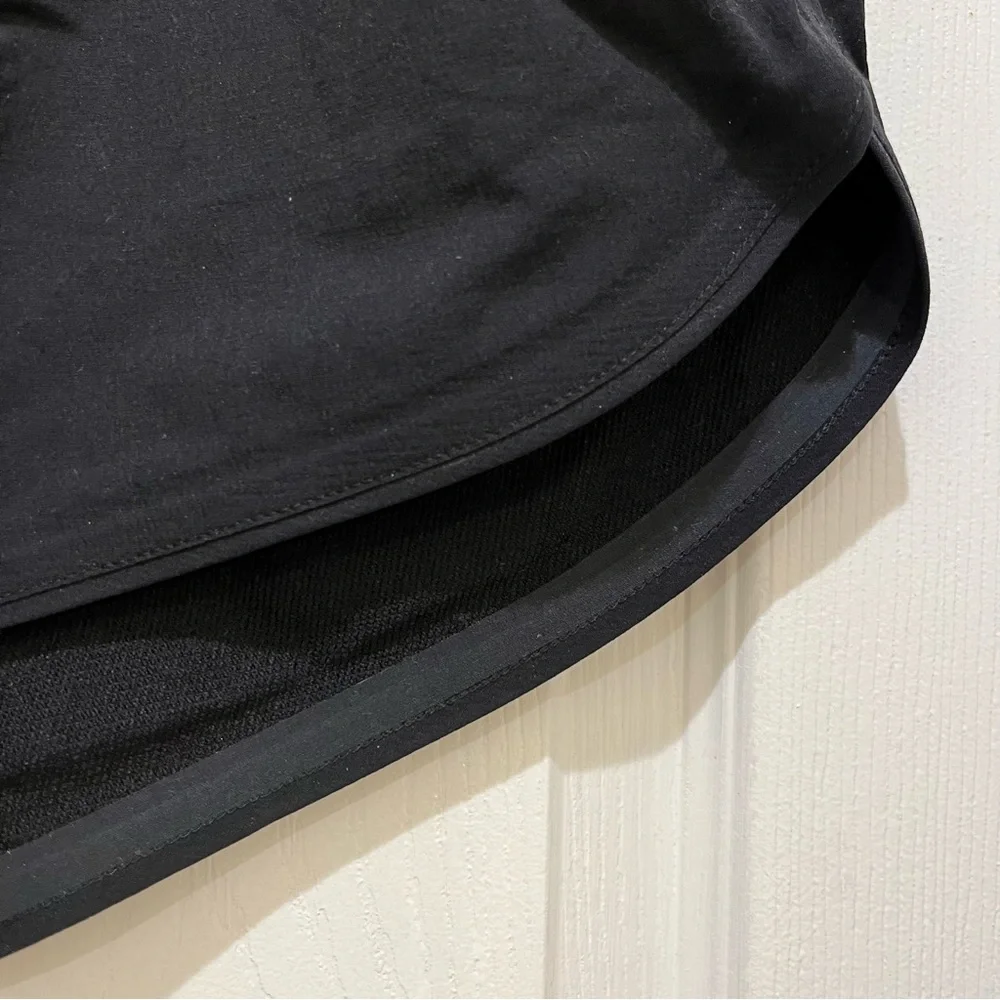 NWOT OUTDOOR VOICES Running Short Black L - Picture 3 of 5